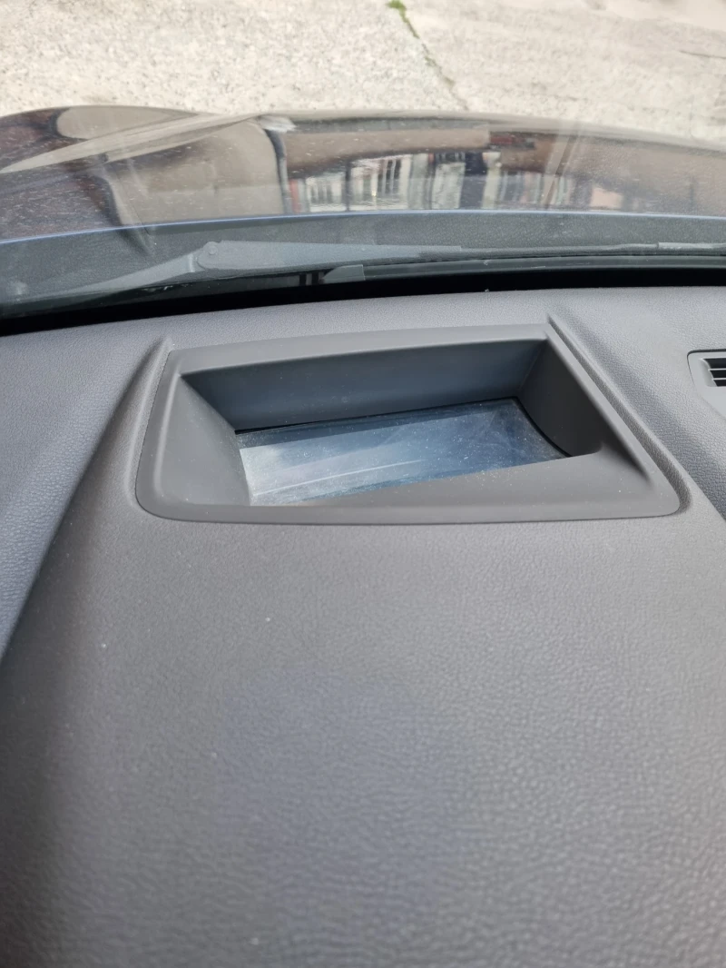 BMW X1 2.0 D Xdrive, снимка 9 - Автомобили и джипове - 53067746