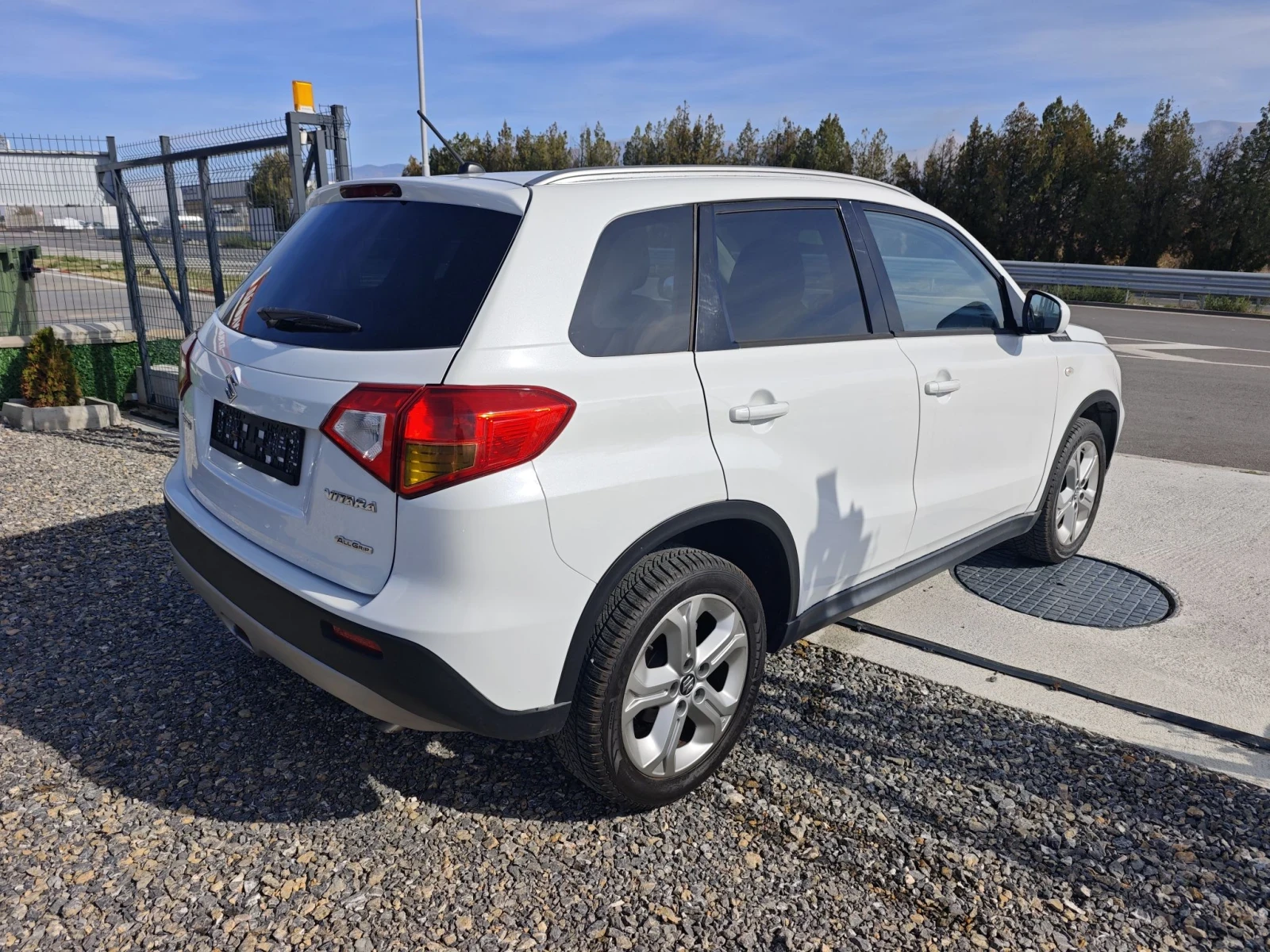 Suzuki Vitara 4X4 ALL GRIP , снимка 6 - Автомобили и джипове - 48034904