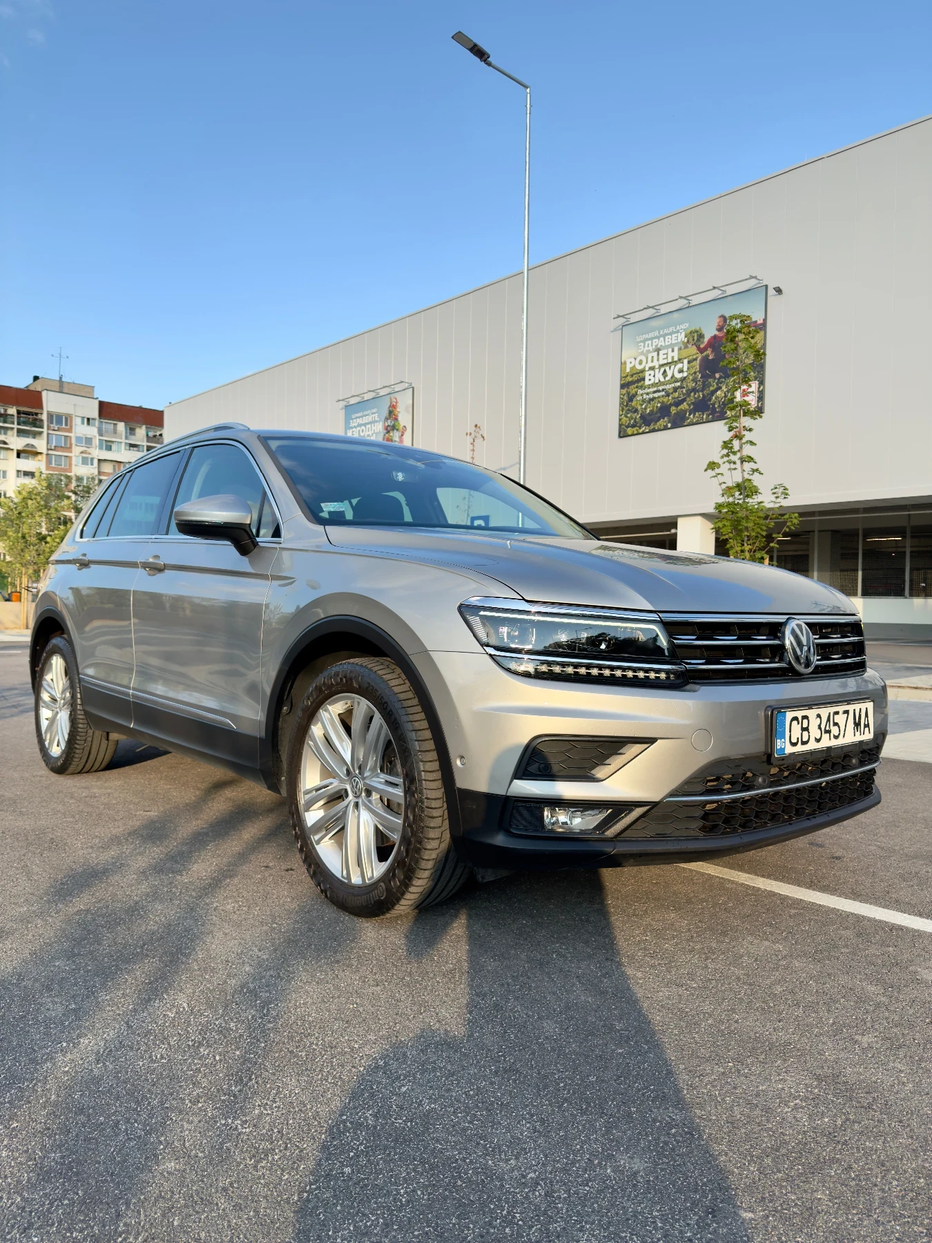 VW Tiguan Highline 2.0 TDI 4MOTION BMT - изображение 3