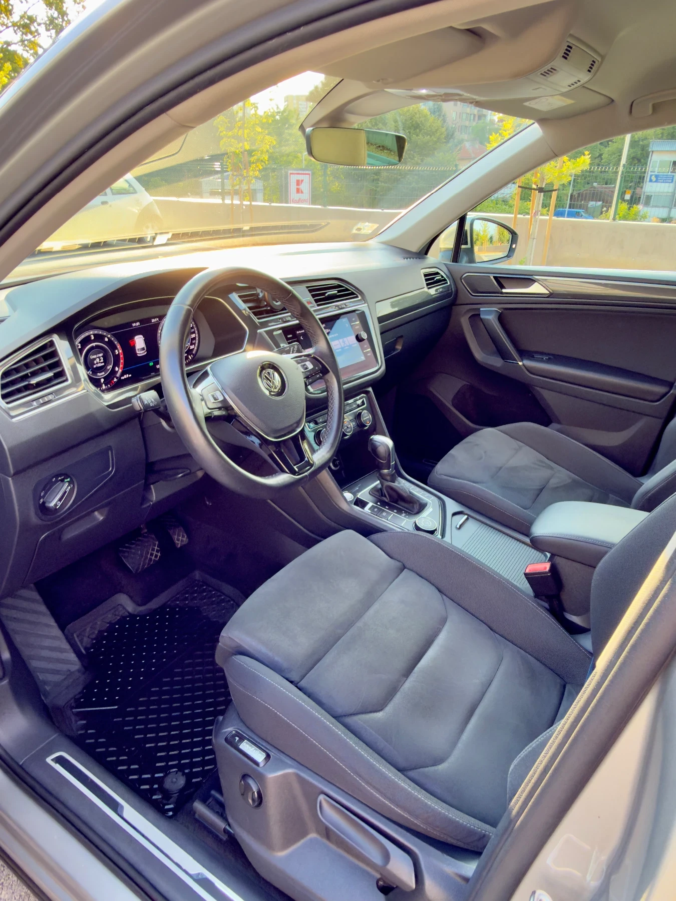 VW Tiguan Highline 2.0 TDI 4MOTION BMT - изображение 7