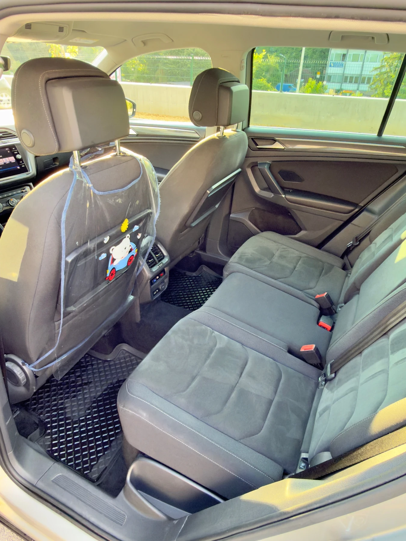 VW Tiguan Highline 2.0 TDI 4MOTION BMT - изображение 9