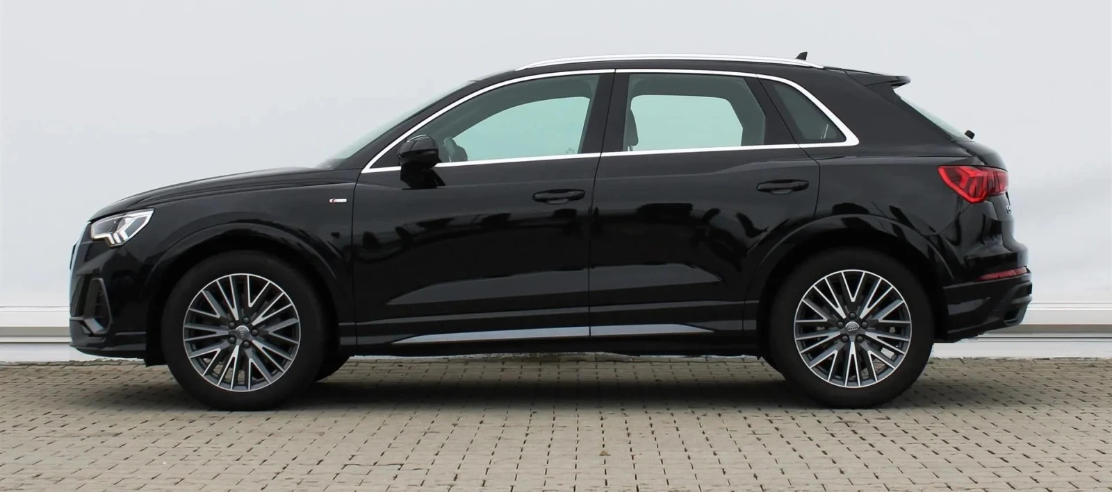 Audi Q3 40 TFSI Quattro S-line - изображение 4