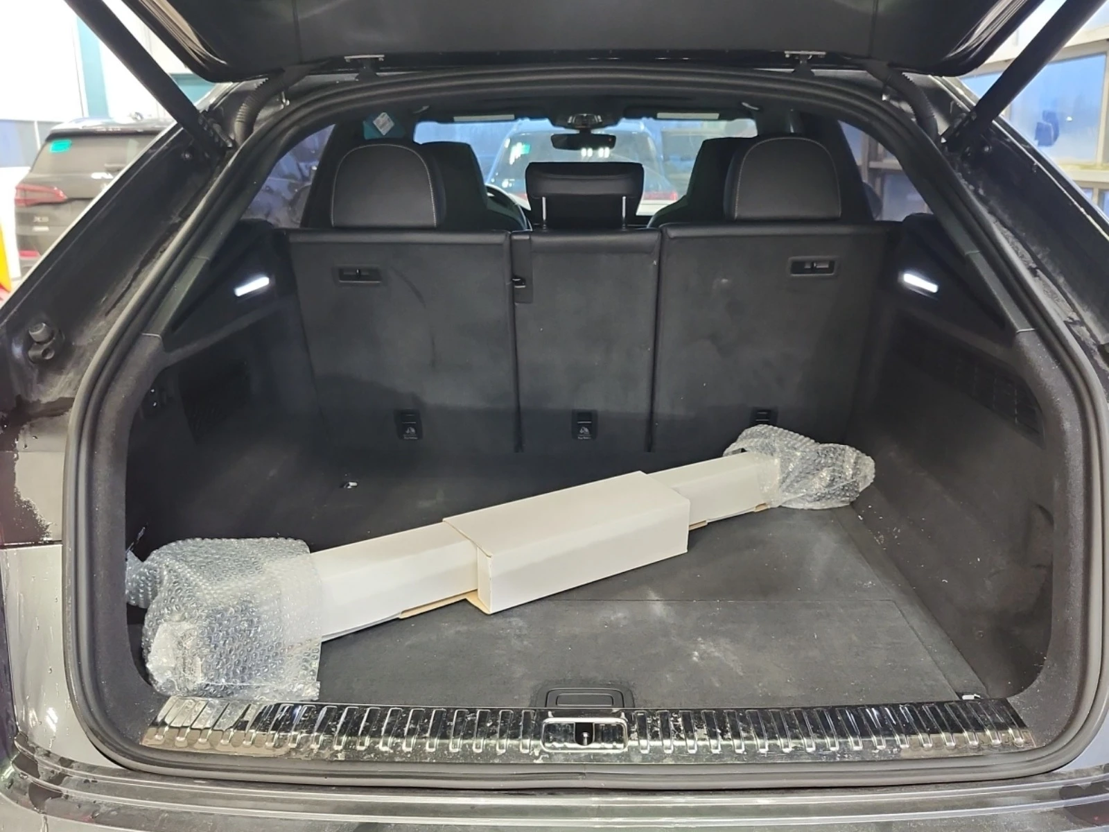 Audi SQ8 * * CARFAX * * ���� ������ * *  | Mobile.bg � ����������� 11