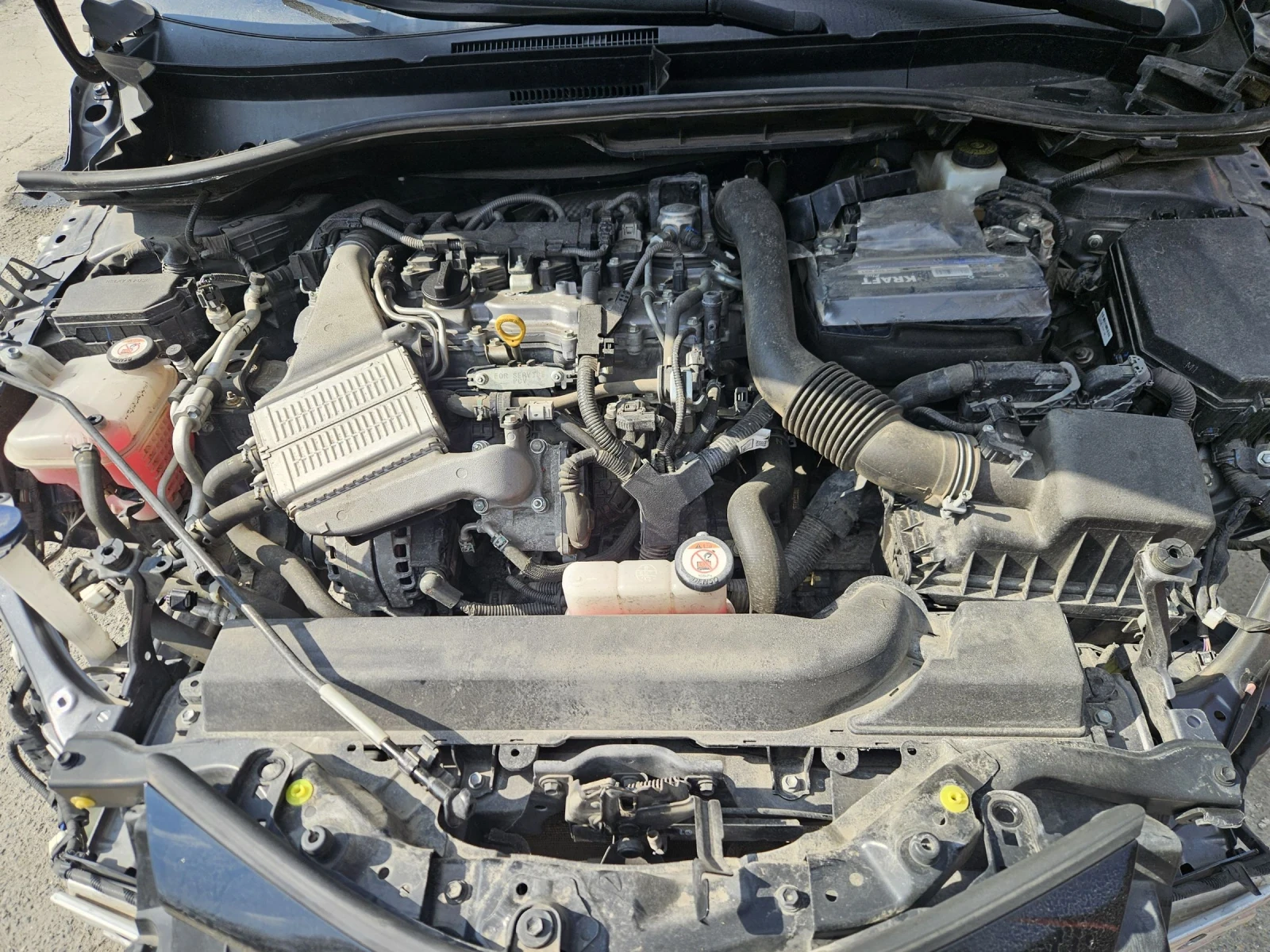 Toyota C-HR 1.2i, снимка 4 - Автомобили и джипове - 53736389