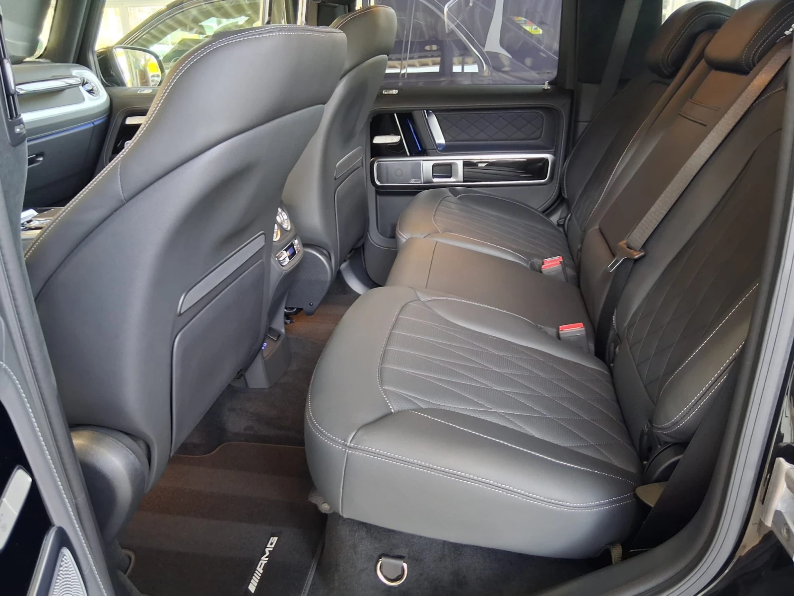 Mercedes-Benz G 63 AMG 4.0 V8 4x4, снимка 7 - Автомобили и джипове - 54326400