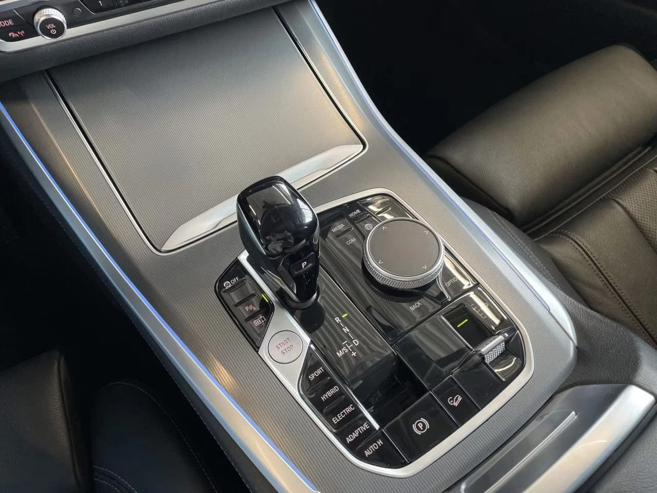 BMW X5 xDrive45ie/394HP/PANO/LASER/AHK/HUD/CAM/NAVI/379q | Mobile.bg � ����������� 10