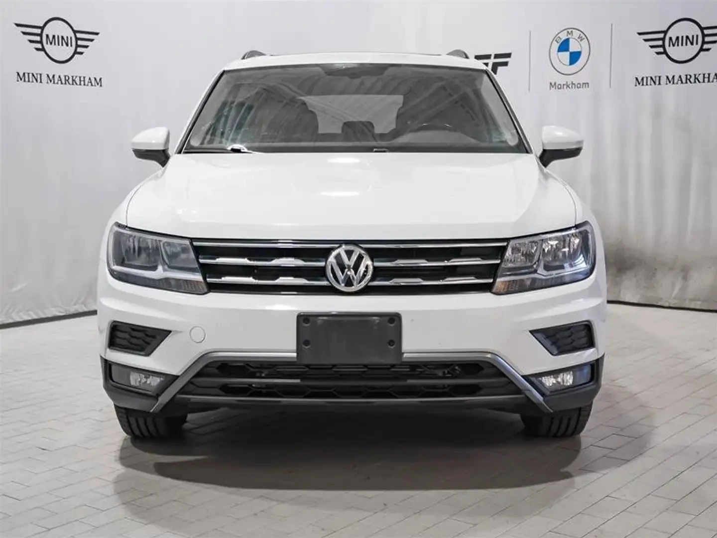 VW Tiguan Comfortline * AвтоКредит * (ЦЕНА ДО БГ), снимка 2 - Автомобили и джипове - 54895516