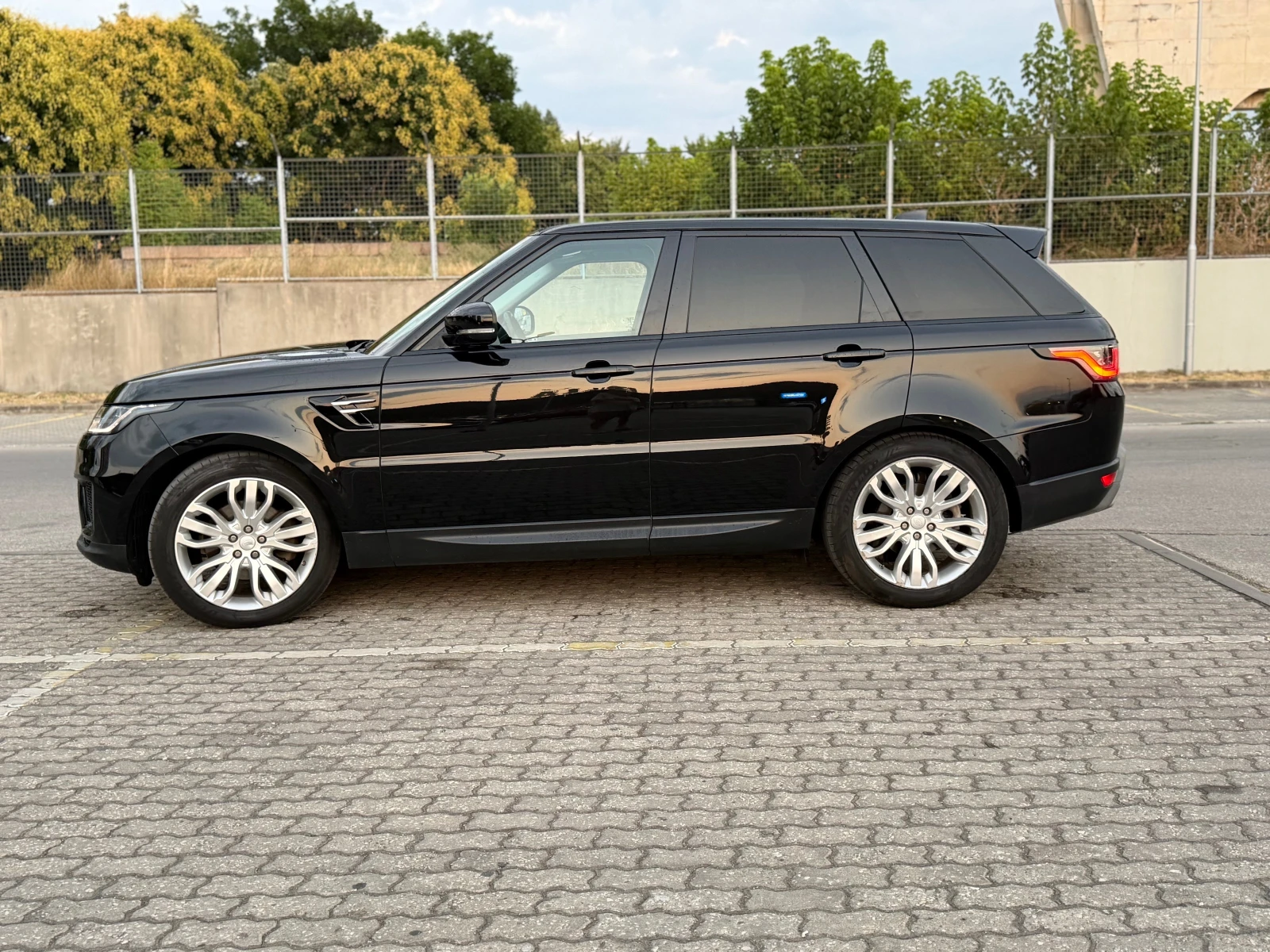 Land Rover Range Rover Sport, снимка 4 - Автомобили и джипове - 55647804