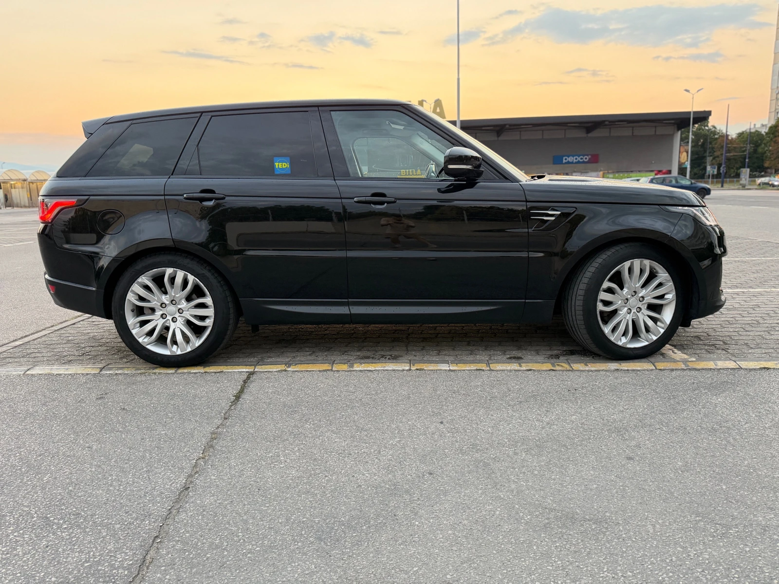 Land Rover Range Rover Sport, снимка 3 - Автомобили и джипове - 55647804