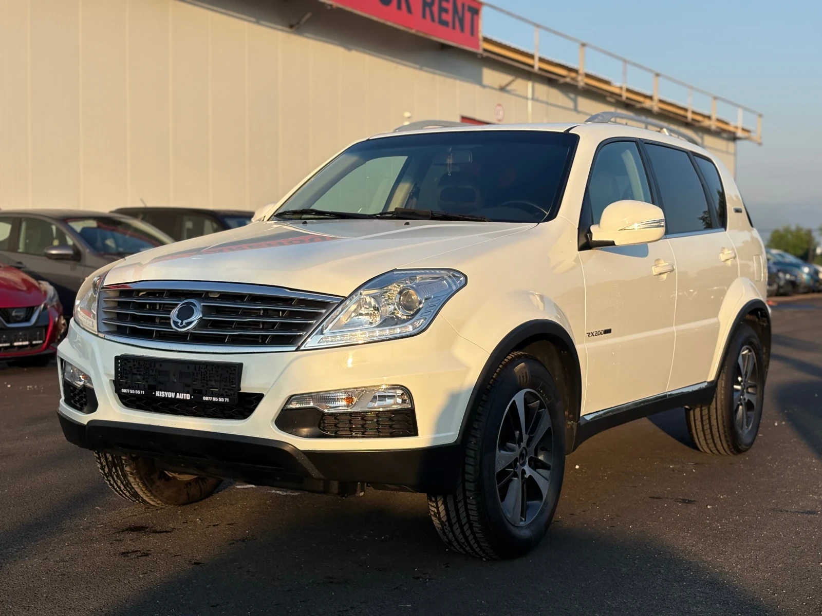 SsangYong Rexton 2.0D Facelift 4х4 БАВНИ ШАСИ Нови гуми EURO6B, снимка 3 - Автомобили и джипове - 55567710