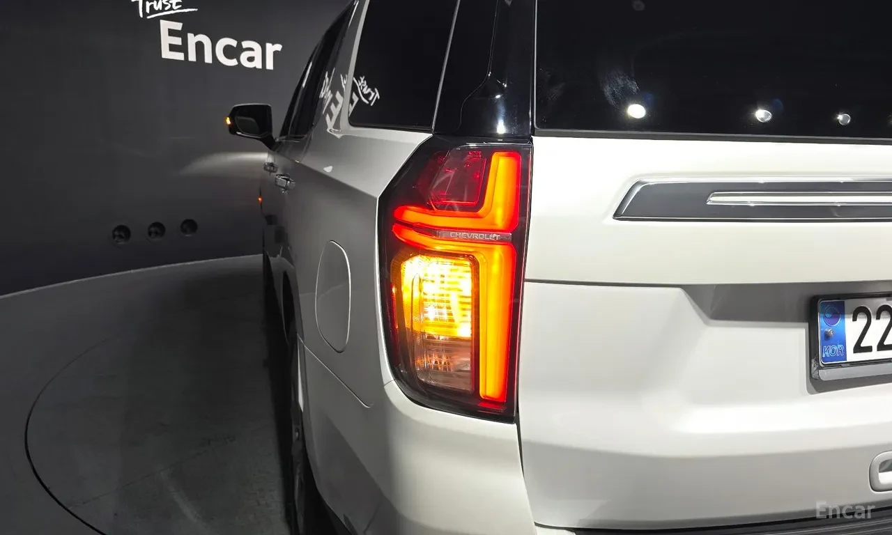 Chevrolet Tahoe 6.2 Dark Knight 4WD* 360* ОБДУХ, снимка 5 - Автомобили и джипове - 55586987