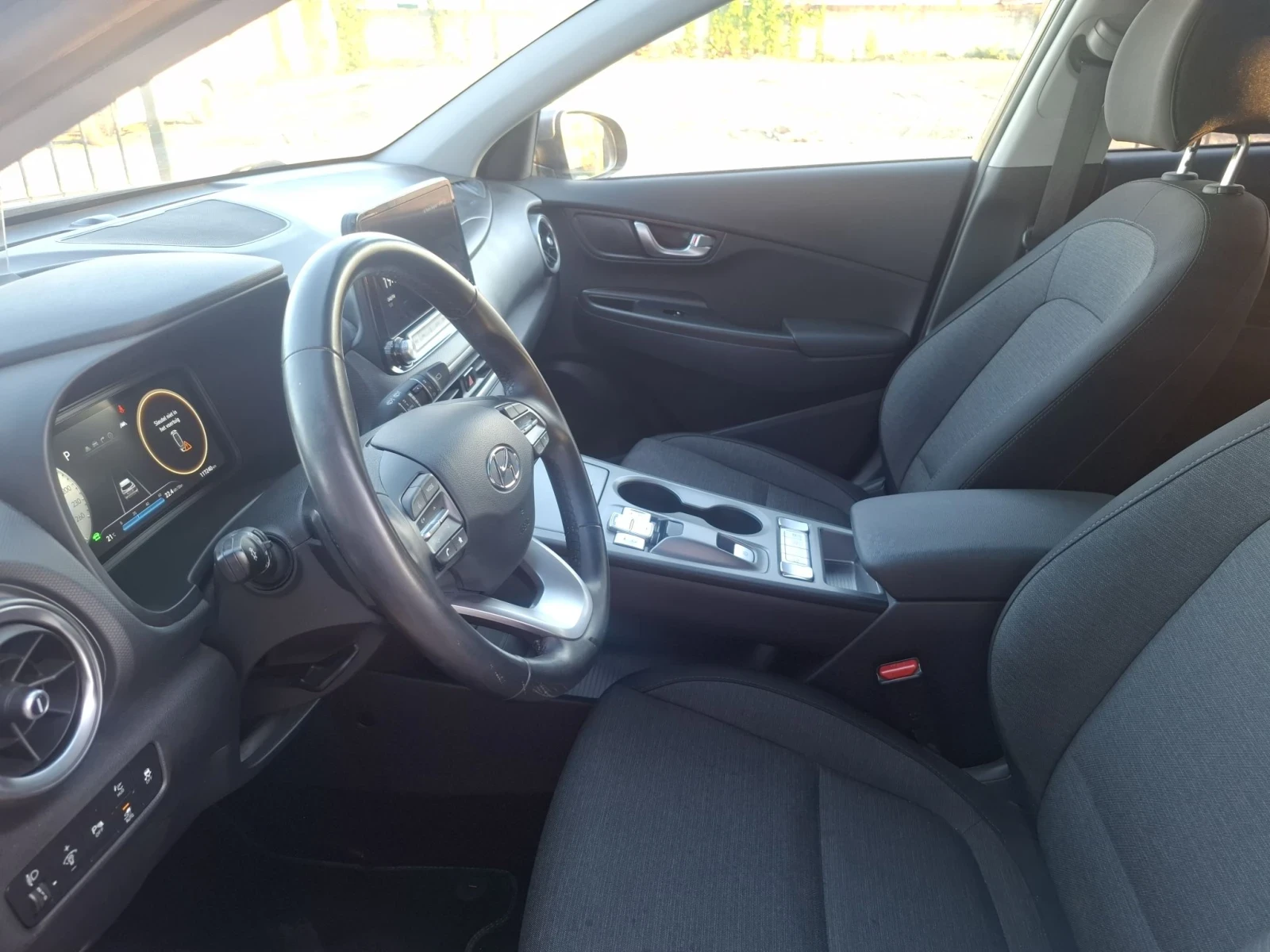 Hyundai Kona 64kw* * 100Soh* * facelift, снимка 13 - Автомобили и джипове - 55993532