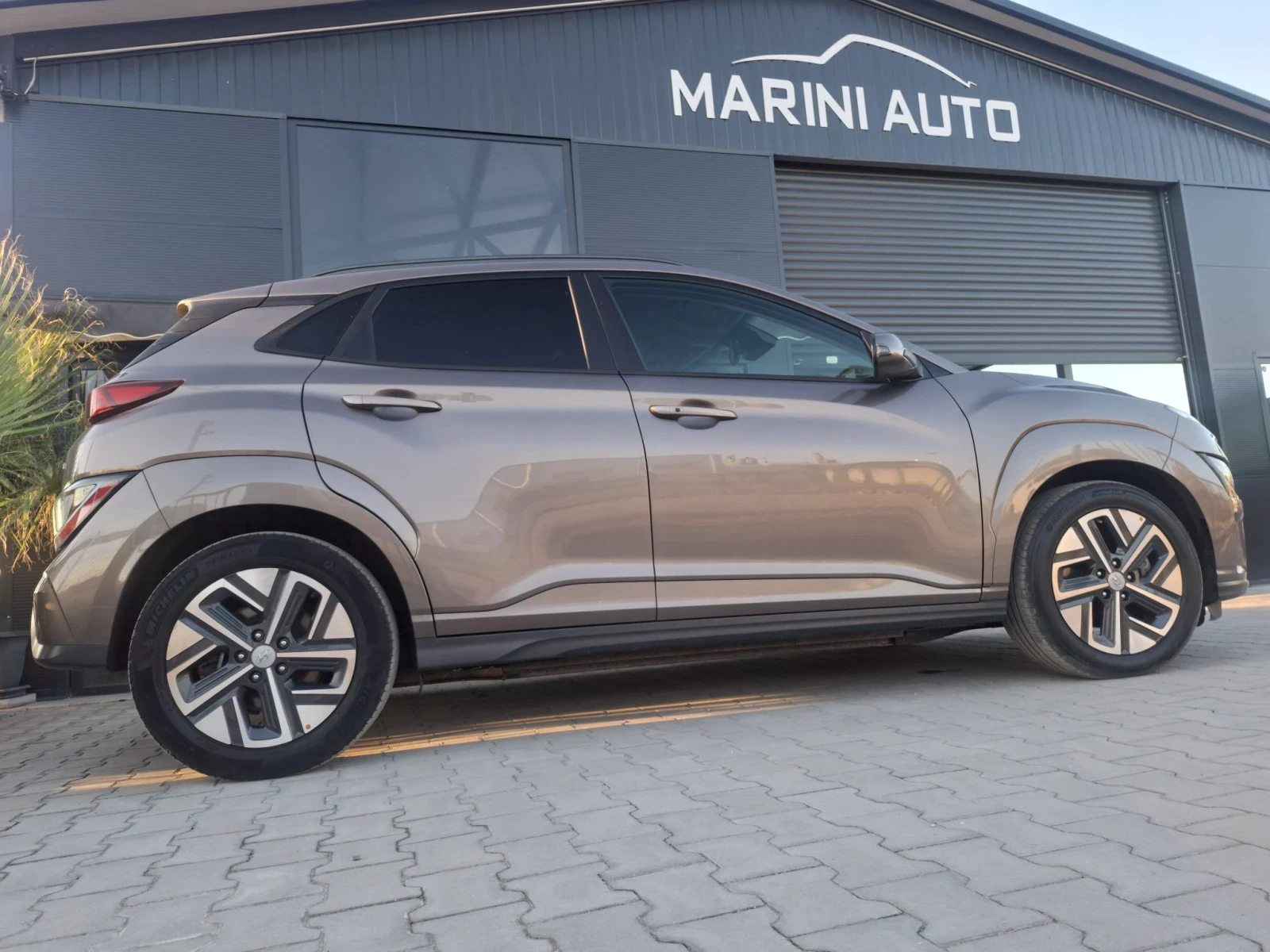 Hyundai Kona 64kw* * 100Soh* * facelift, снимка 7 - Автомобили и джипове - 55993532