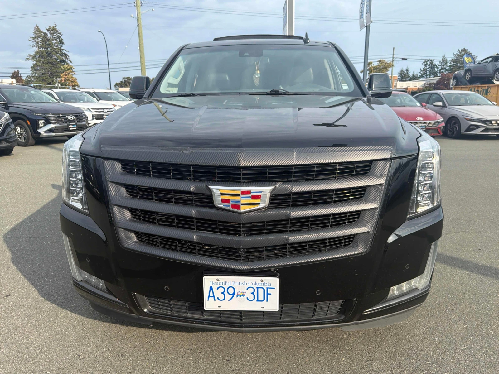 Cadillac Escalade * Luxury* АВТОКРЕДИТ БЕЗ ПЪРВОНАЧАЛНА ВНОСКА* , снимка 6 - Автомобили и джипове - 56071842