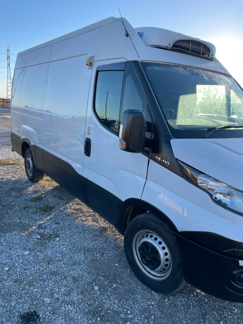 Iveco Daily 33-110, снимка 4 - Бусове и автобуси - 47538894