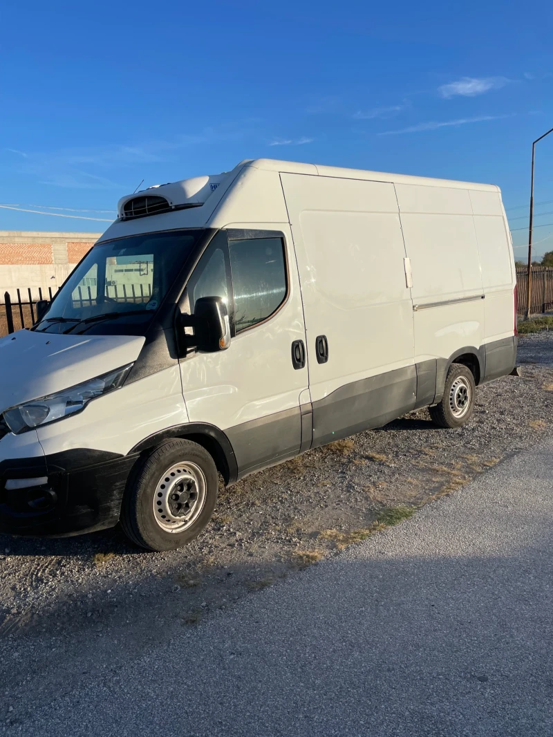 Iveco Daily 33-110, снимка 2 - Бусове и автобуси - 47538894