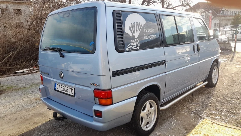 VW Caravelle 2.5TDI 151kc Кожа Клима , снимка 5 - Бусове и автобуси - 53027800