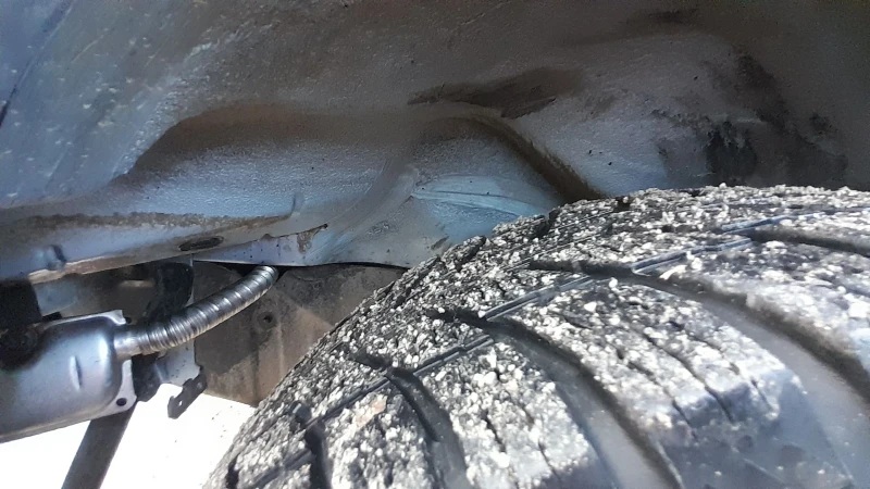 VW Caravelle 2.5TDI 151kc Кожа Клима , снимка 15 - Бусове и автобуси - 53027800