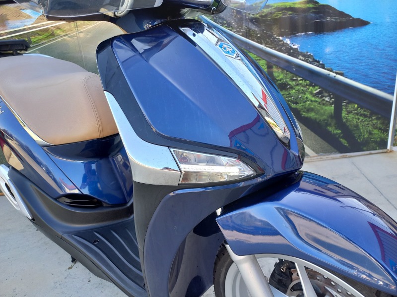 Piaggio Beverly  150 cc ABS LED, снимка 2 - Мотоциклети и мототехника - 46354129