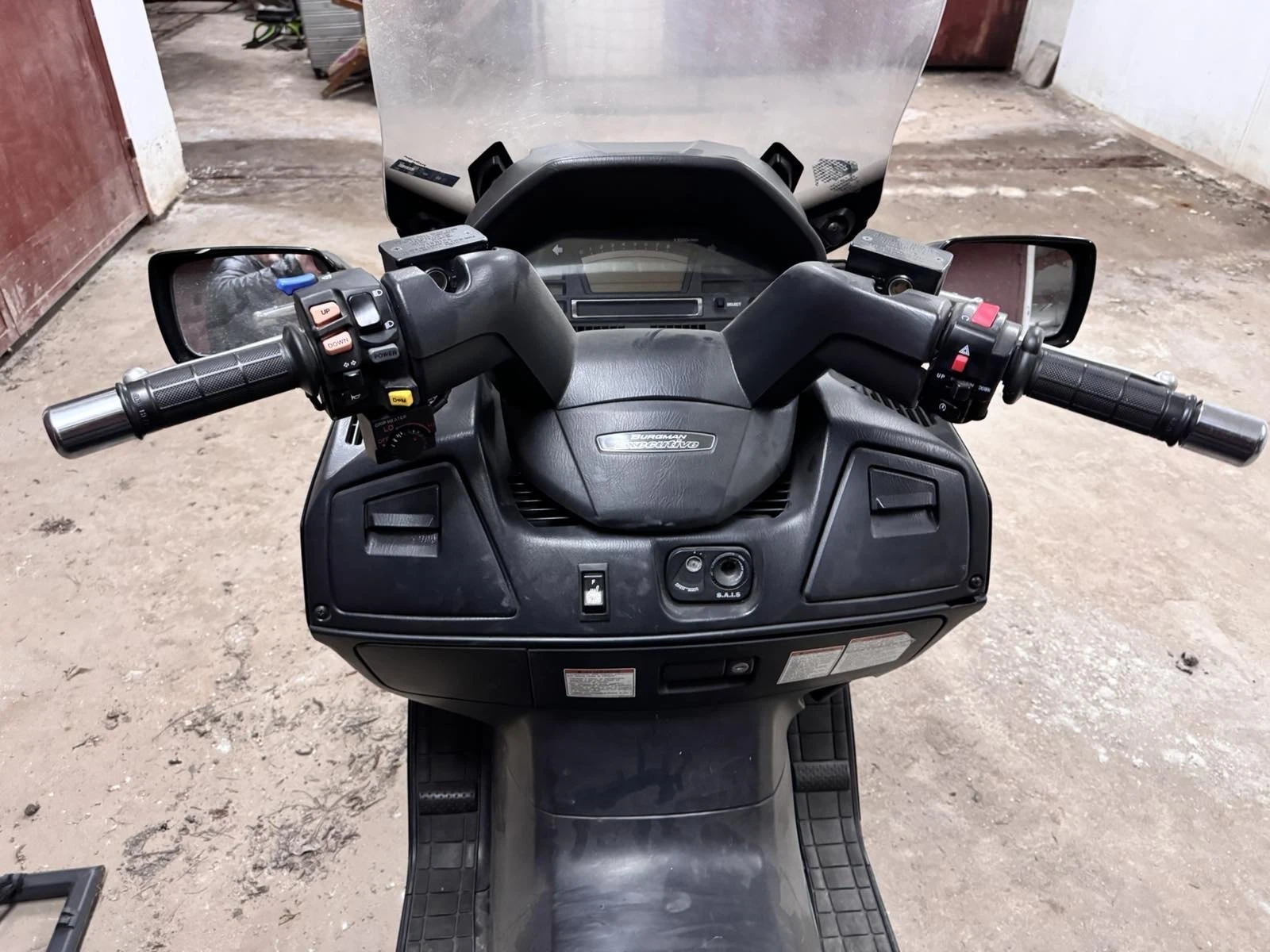 Suzuki Burgman 650*EXECUTIVE*ABS - изображение 4