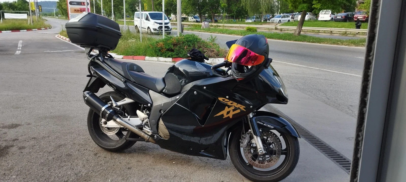 Honda Cbr 1100ХХ, снимка 5 - Мотоциклети и мототехника - 55036980