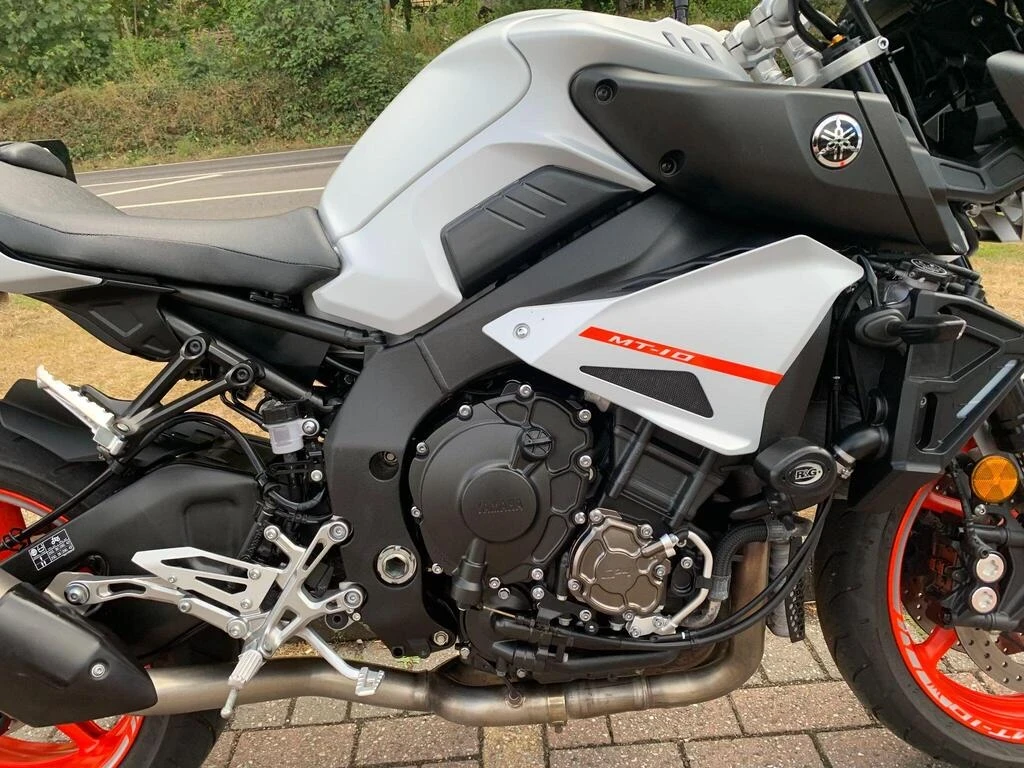 Yamaha Mt-10, снимка 7 - Мотоциклети и мототехника - 56436557