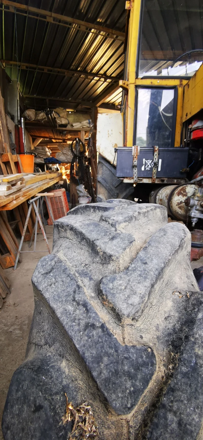 Трактор Болгар ТК 82, снимка 6 - Селскостопанска техника - 52703856