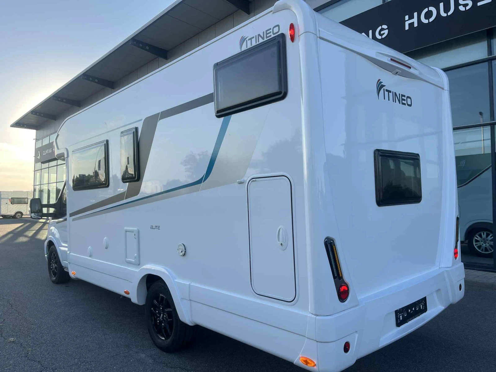 ������ ITINEO PS700 AT 170�.�. | Mobile.bg � ����������� 2