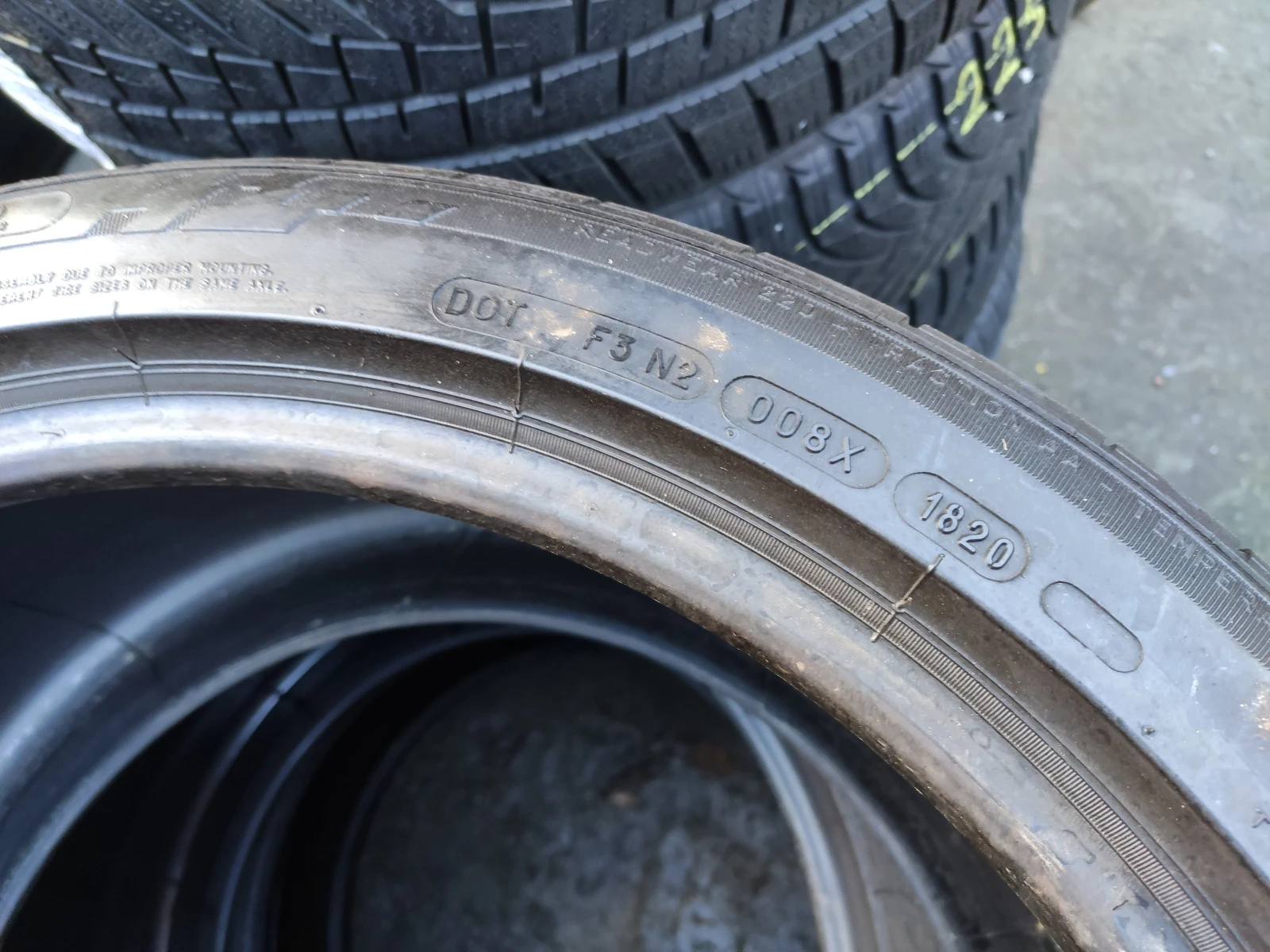 Гуми Летни 295/30R18, снимка 6 - Гуми и джанти - 54731381