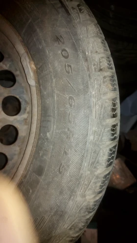 Гуми с джанти Debica 205/65R15, снимка 2 - Гуми и джанти - 48103555