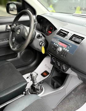 Suzuki Swift 1.3DDIS* КЛИМАТИК* ТОП* СОБСТВЕН ЛИЗИНГ, снимка 10