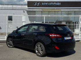 Hyundai I30 1.6 CRDi кожа, тъч навигация с камера, кейлес, , снимка 3