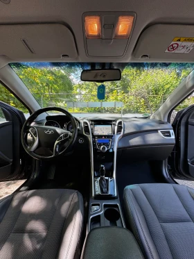 Hyundai I30 1.6 CRDi кожа, тъч навигация с камера, кейлес, , снимка 11