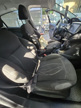 Peugeot 208, снимка 6
