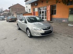 Opel Astra Benzin/1, 4/140к.с., снимка 1