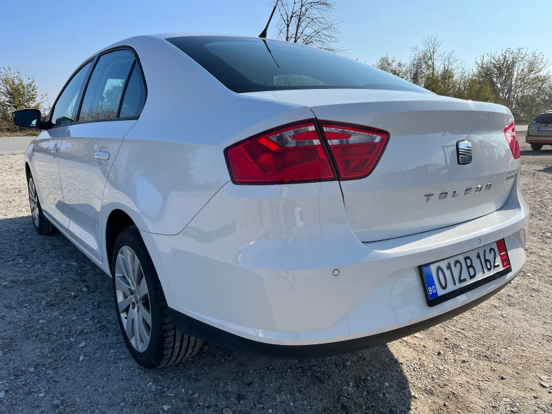 Seat Toledo 1.6tdi 105k.c 2013г. Евро5, снимка 6 - Автомобили и джипове - 38805082