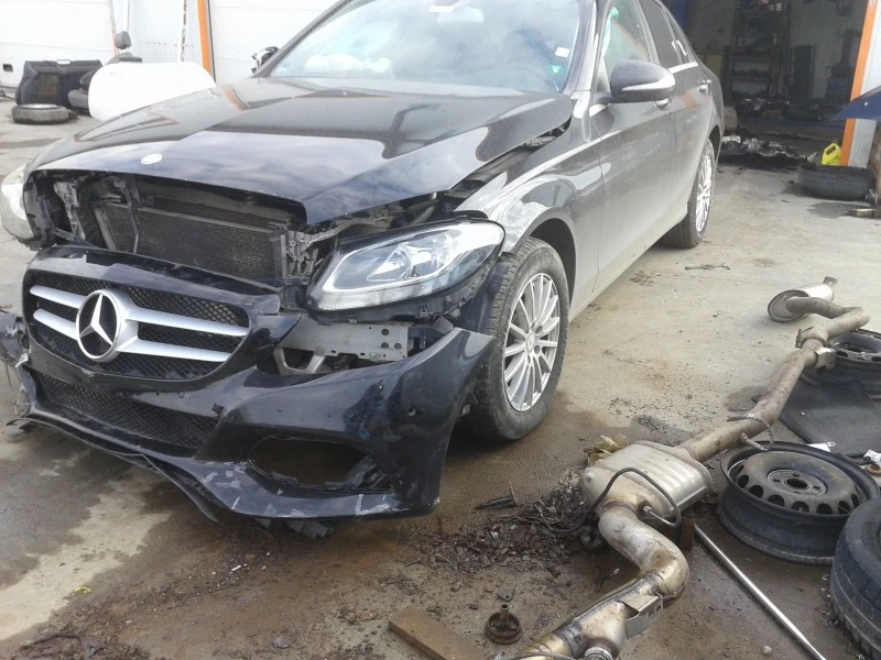 Mercedes-Benz C 200 2.2d, снимка 10 - Автомобили и джипове - 39871477