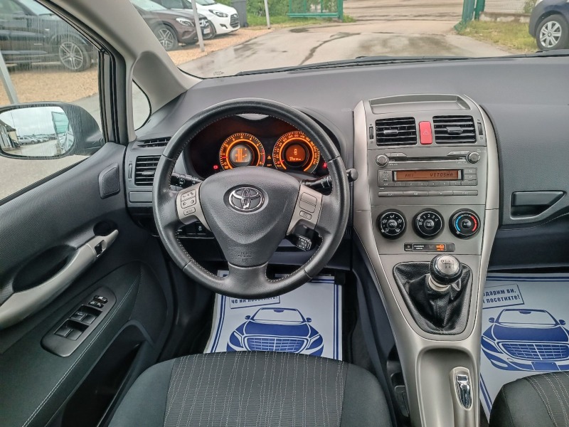 Toyota Auris 1.8i-147кс-ШВЕЙЦАРИЯ-РЪЧКА-6ск, снимка 16 - Автомобили и джипове - 46281549