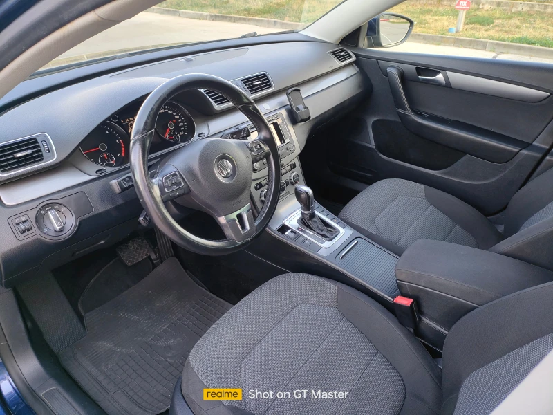 VW Passat 2.0TDI-NAVI-AVTOMAT, снимка 9 - Автомобили и джипове - 46910601