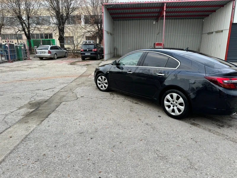 Opel Insignia, снимка 2 - Автомобили и джипове - 48346678