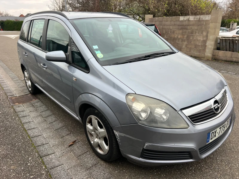 Opel Zafira 1.6 16V CLIMA, снимка 11 - Автомобили и джипове - 48407934