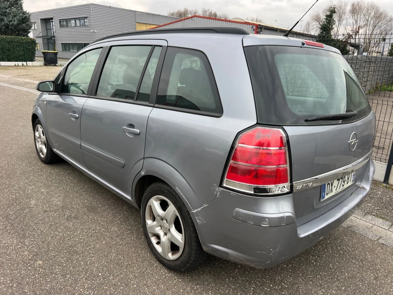 Opel Zafira 1.6 16V CLIMA, снимка 13 - Автомобили и джипове - 48407934