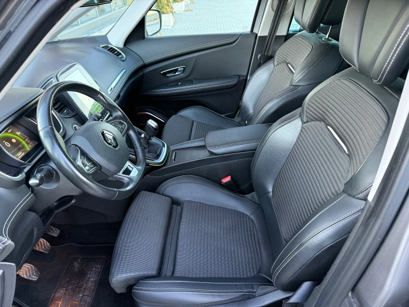 Renault Scenic 1.5 dci PARIS BOSE EDITION, снимка 15 - Автомобили и джипове - 52425853