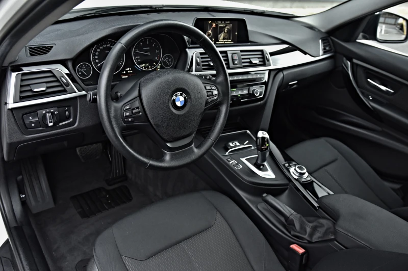 BMW 318 318 //pano// фейс лифт//, снимка 15 - Автомобили и джипове - 53574958