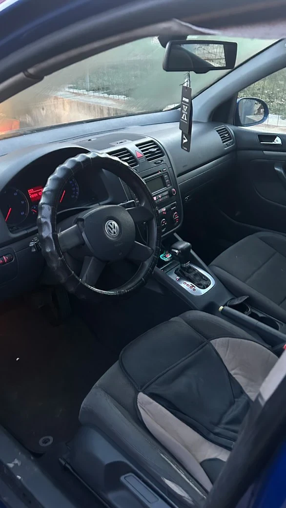 VW Golf 1.9tdi, снимка 5 - Автомобили и джипове - 49067671