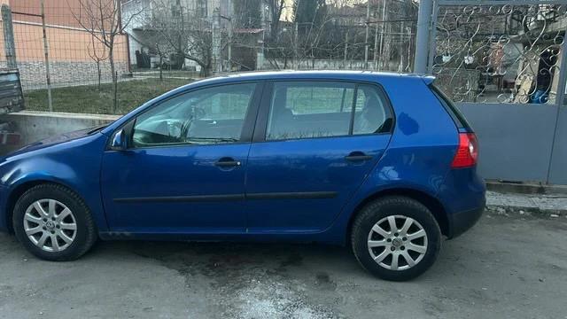 VW Golf 1.9tdi, снимка 3 - Автомобили и джипове - 49067671