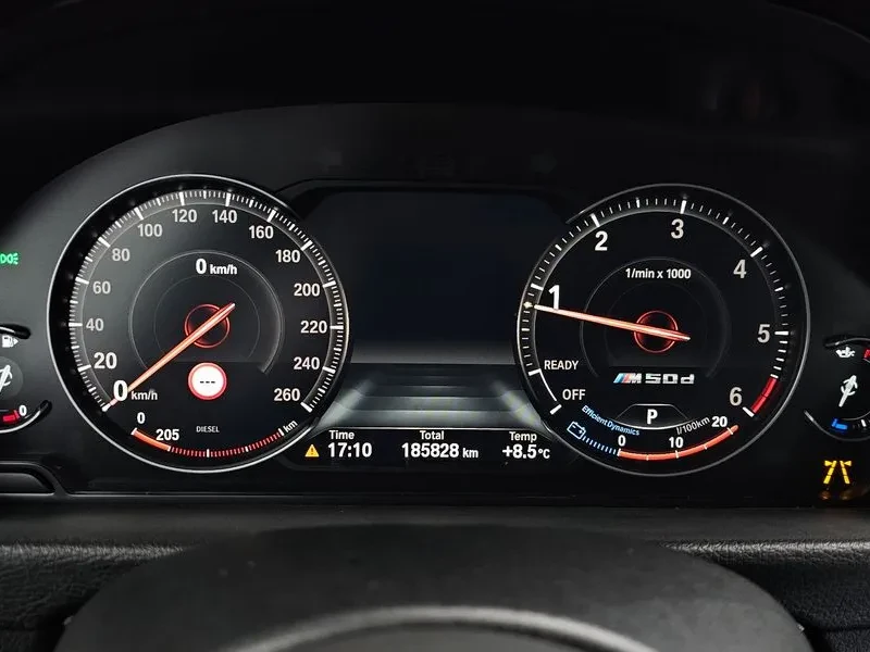 BMW 320 Gt 320D M Sports Premium - изображение 8