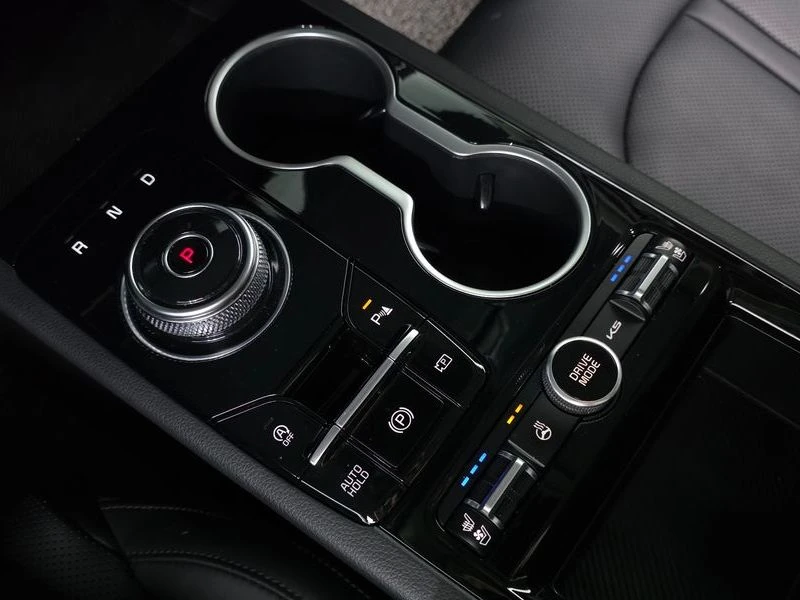 Kia K5 2.0 Prestige, снимка 8 - Автомобили и джипове - 56475120