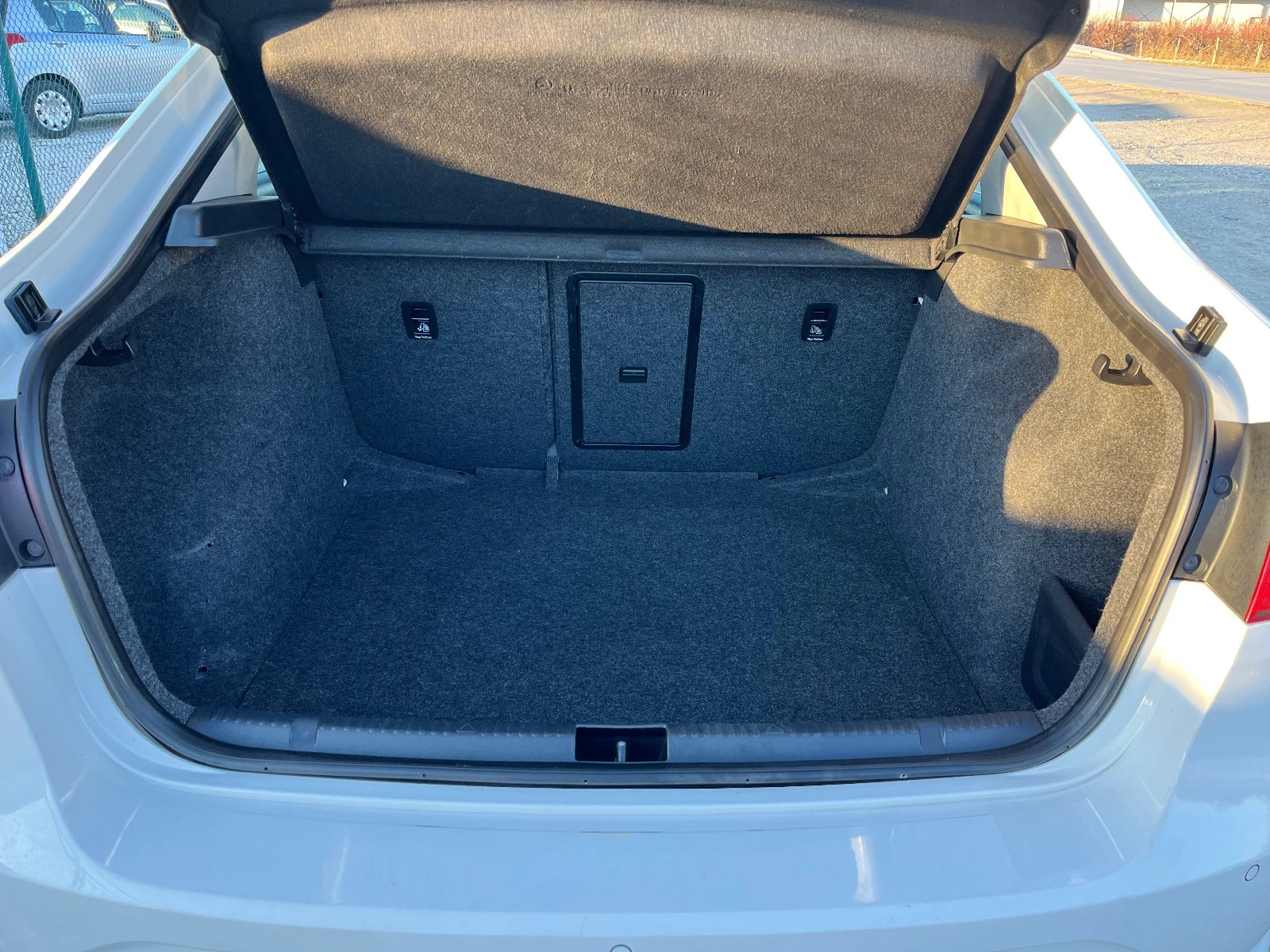 Seat Toledo 1.6tdi 105k.c 2013г. Евро5 | Mobile.bg — изображение 15