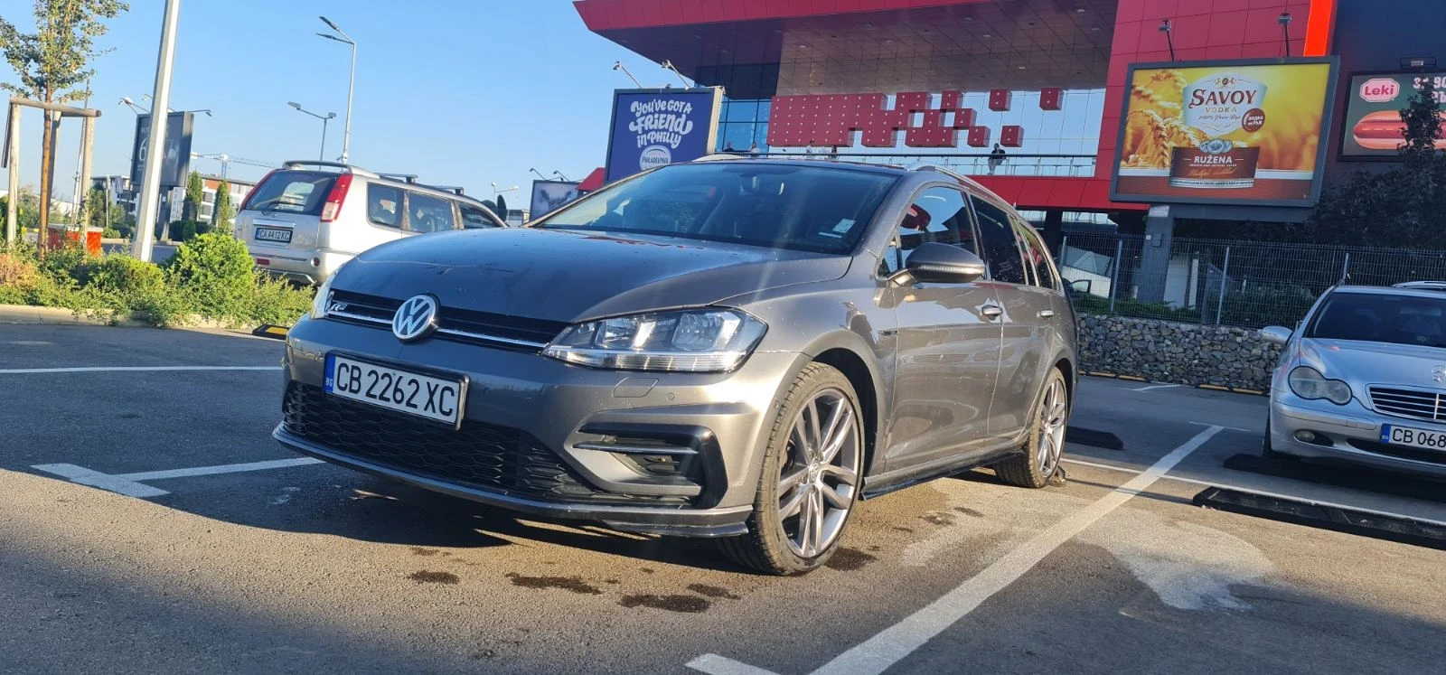 VW Golf Variant Заводска ГАРАНЦИЯ! R-Line!! - изображение 2